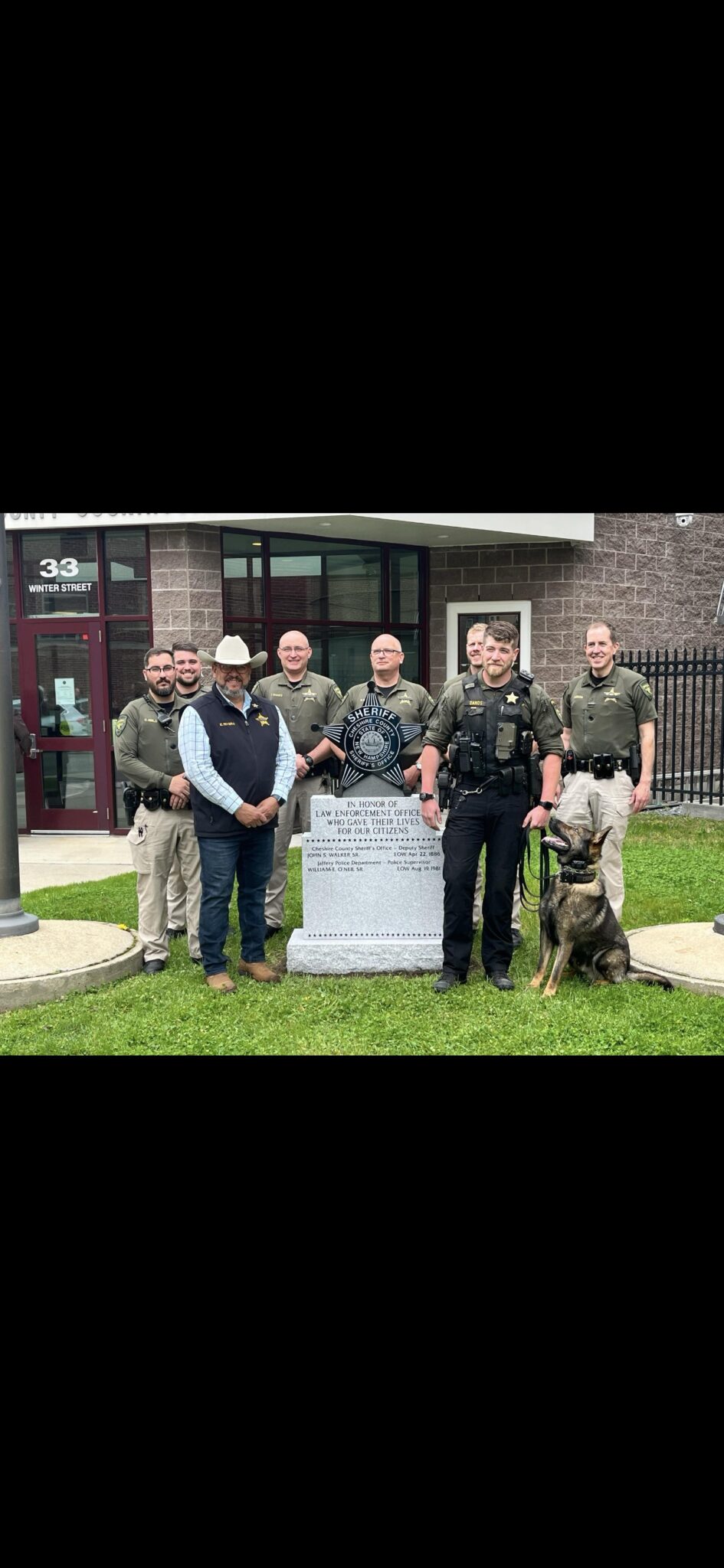 Sheriff Unveils Monument Dedicated to Fallen Officers - Cheshire County